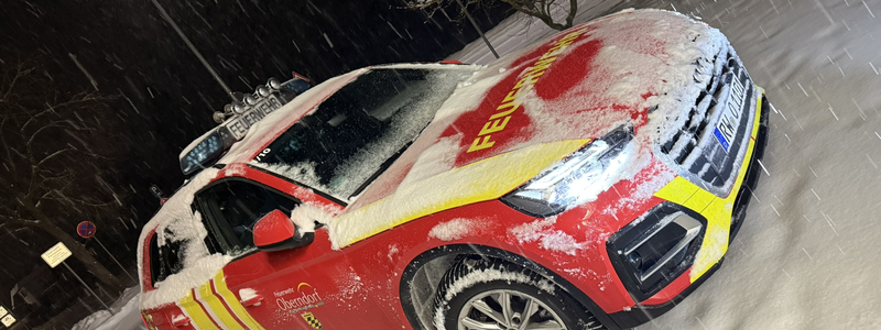Kommandowagen im Schnee.